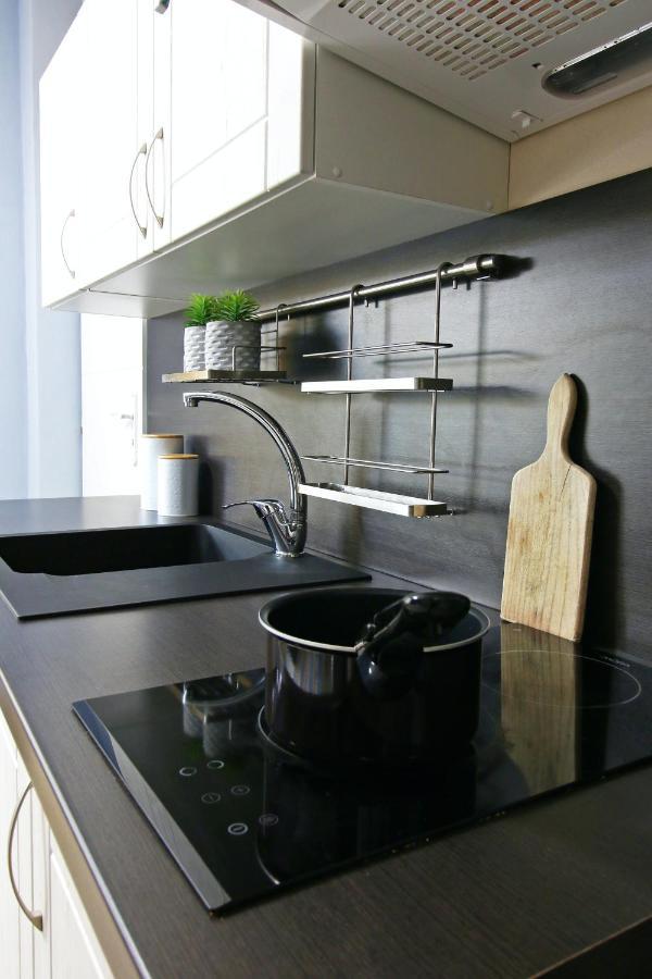 2 Bedrooms House With Enclosed Garden And Wifi At Slezska Ostrava Extérieur photo